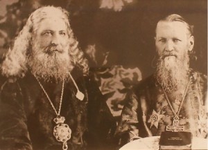 Епископ Михей и св. Иоанн Кронштадтский.